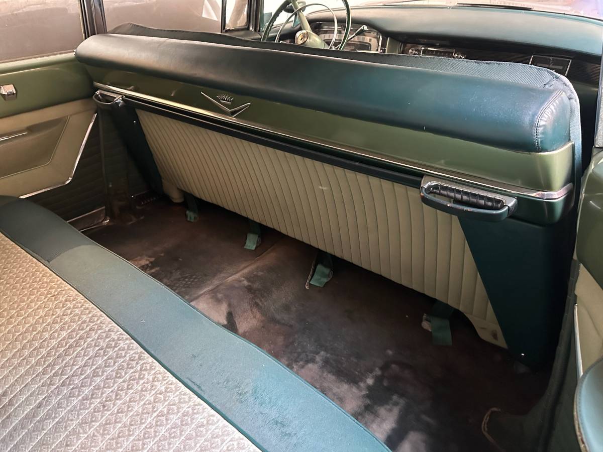 Cadillac-fleetwood-60-special-1955-17