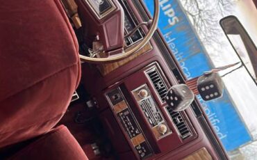 Cadillac-fleetwood-brougham-1984-white-4