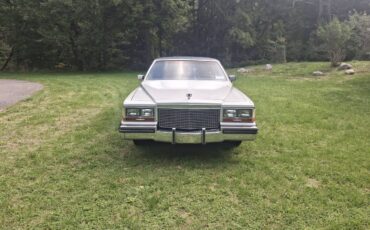 Cadillac-fleetwood-brougham-1988-grey-2