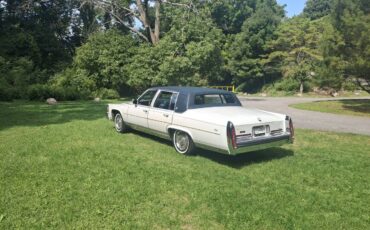 Cadillac-fleetwood-brougham-1988-grey-7