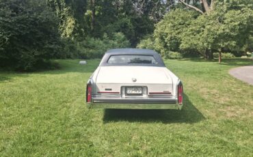 Cadillac-fleetwood-brougham-1988-grey-8