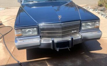 Cadillac-fleetwood-brougham-1992-blue-5