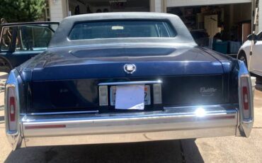 Cadillac-fleetwood-brougham-1992-blue-7