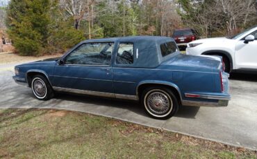 Cadillac-fleetwood-coupe-1986-blue-1