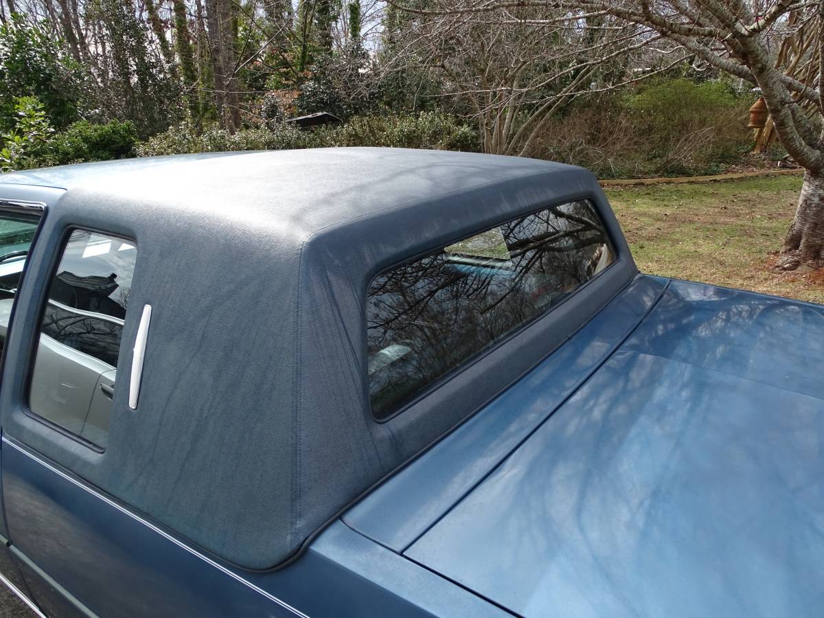Cadillac-fleetwood-coupe-1986-blue-11