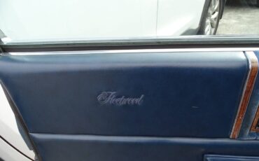 Cadillac-fleetwood-coupe-1986-blue-7