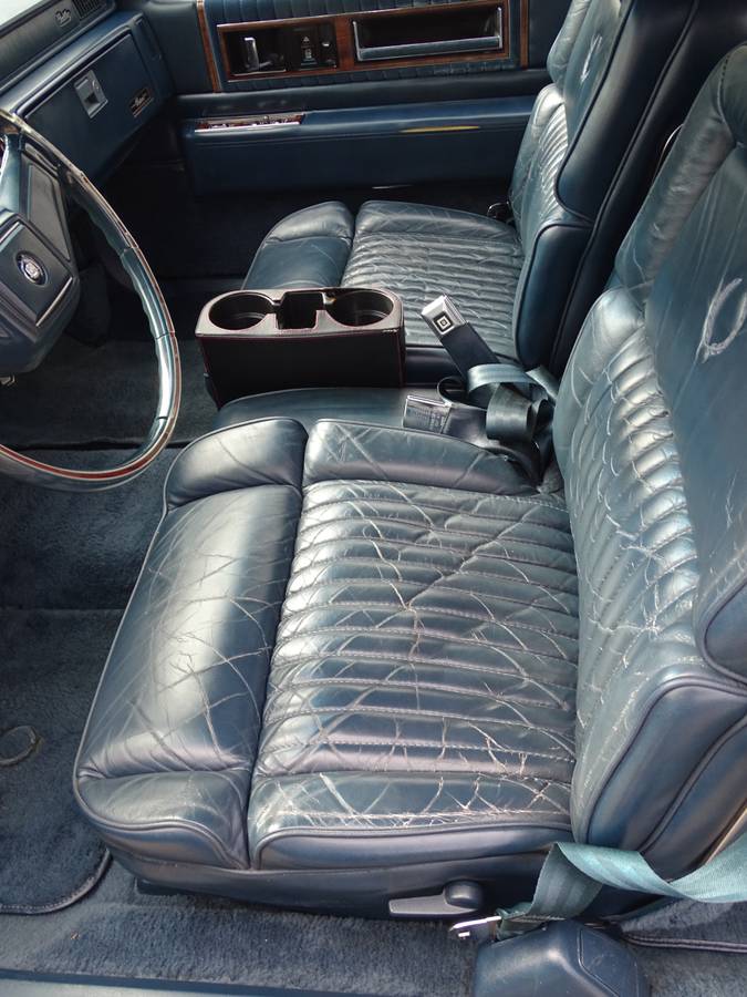 Cadillac-fleetwood-coupe-1986-blue-9