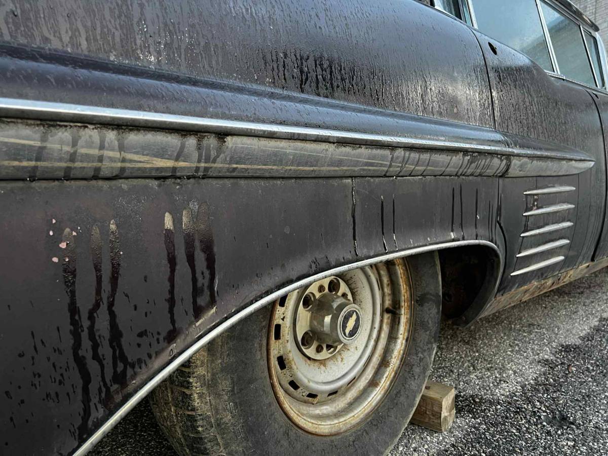 Cadillac-sedan-deville-1958-6