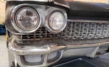 Cadillac-sedan-deville-1960-black-17