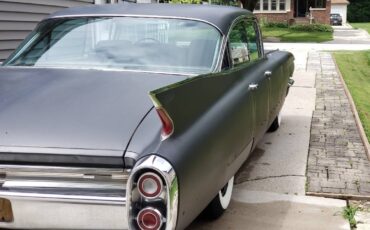 Cadillac-sedan-deville-1960-black-2