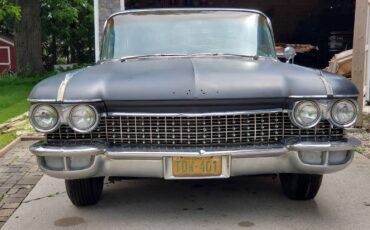 Cadillac-sedan-deville-1960-black-4