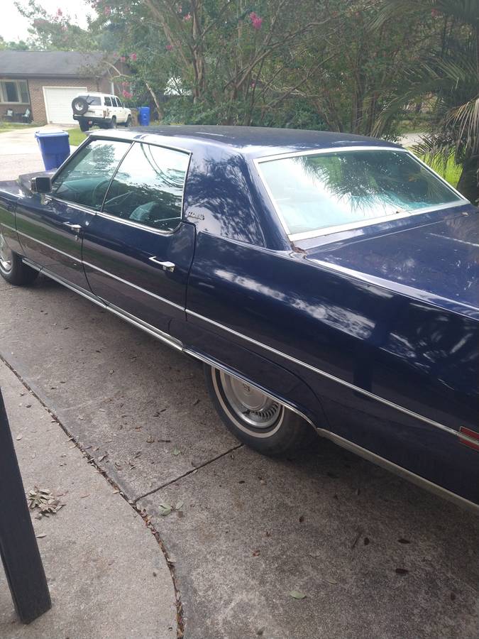 Cadillac-sedan-deville-1972-1