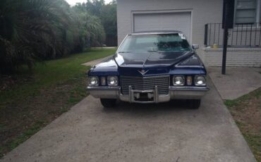 Cadillac-sedan-deville-1972