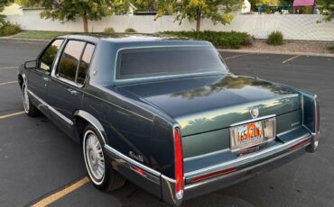Cadillac-sedan-deville-1992-custom-11