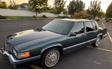 Cadillac-sedan-deville-1992-custom-13