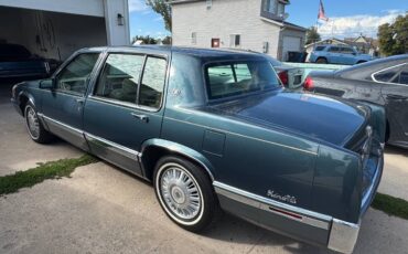Cadillac-sedan-deville-1992-custom-16