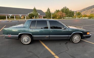 Cadillac-sedan-deville-1992-custom