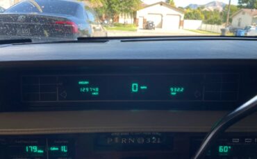 Cadillac-sedan-deville-1992-custom-4