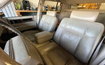 Cadillac-sedan-deville-1992-custom-5