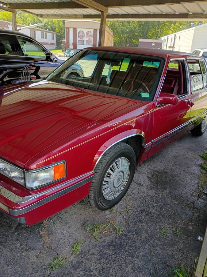 Cadillac-sedan-deville-1992-red-2