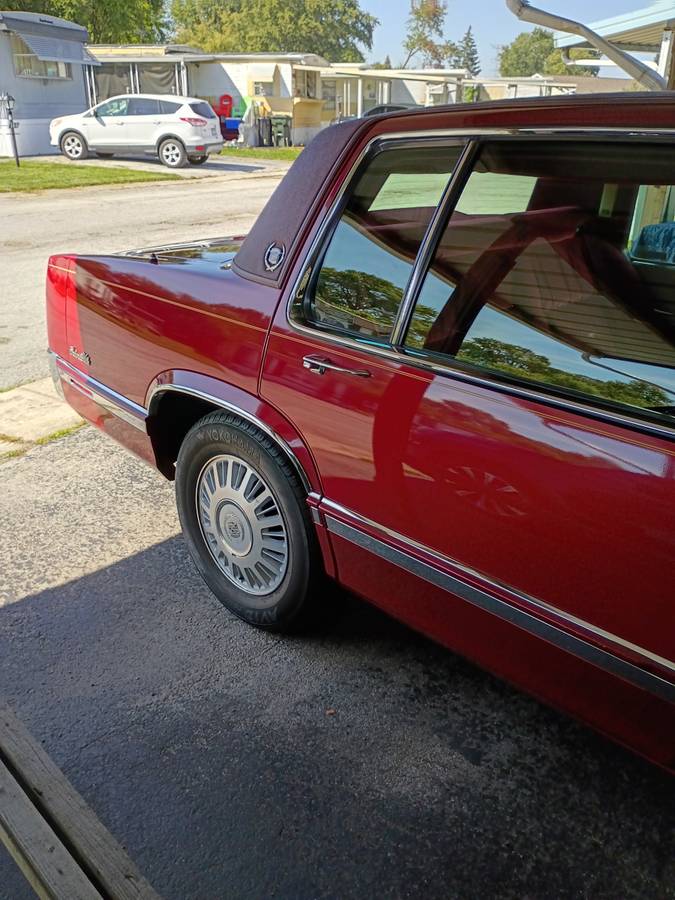 Cadillac-sedan-deville-1992-red-5