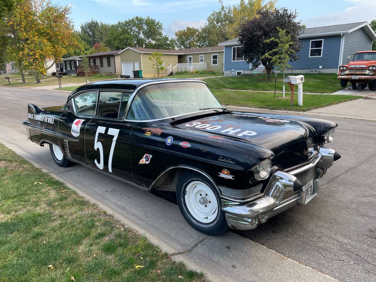 Cadillac-series-61-1957-black-2
