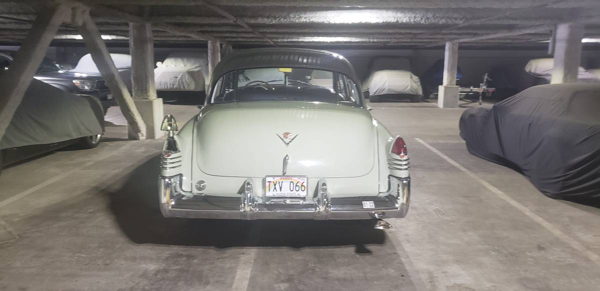 Cadillac-series-62-1948-grey-3