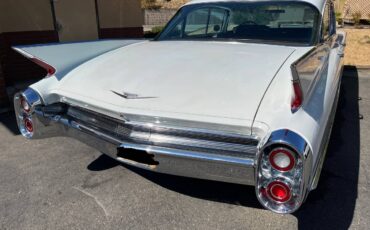 Cadillac-series-62-1960-white-2