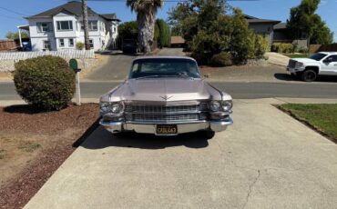Cadillac-series-62-1963-custom-8