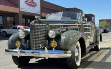 Cadillac-series-75-convertible-1938-grey-7