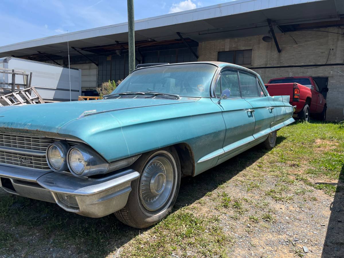 Cadillac-series62-1962-blue