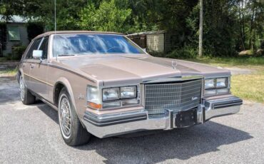 Cadillac-seville-elegante-1984-brown