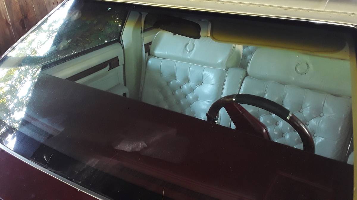Cadillac-seville-roaster-1984-red-1