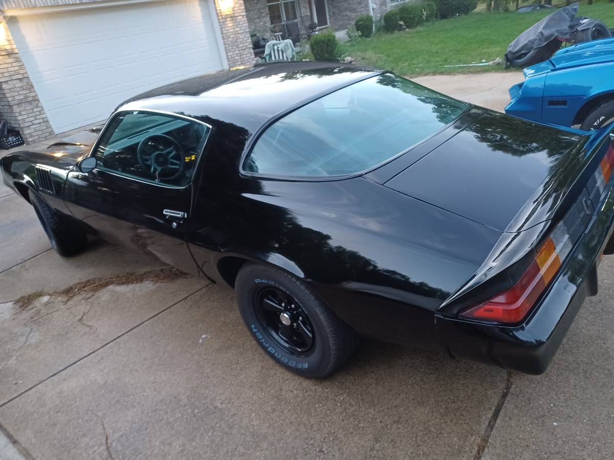 Camaro-z28-1978-black-16