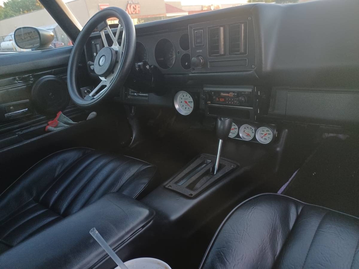Camaro-z28-1978-black-18