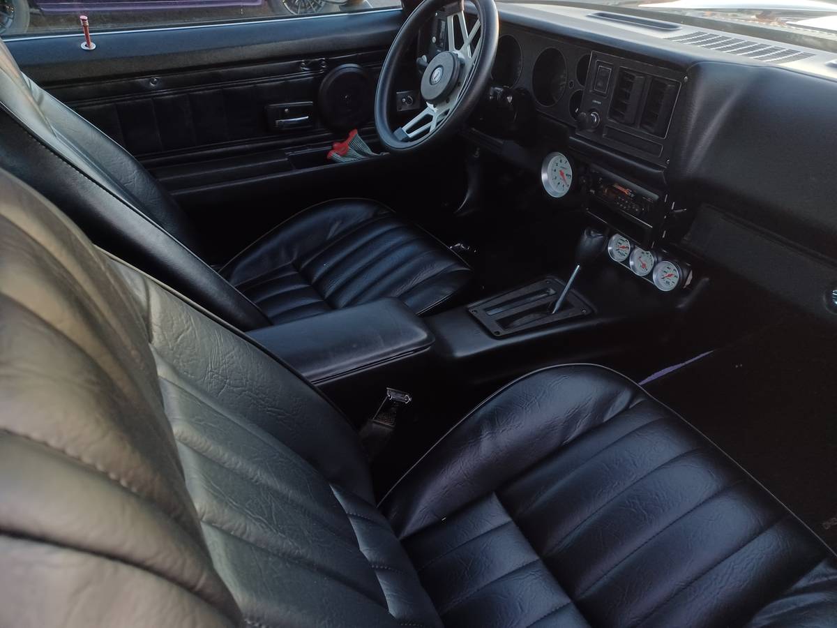 Camaro-z28-1978-black-19