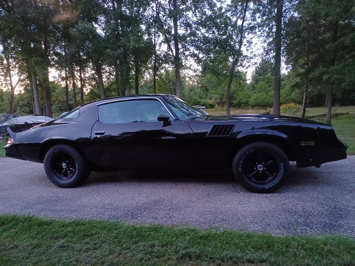 Camaro-z28-1978-black-8