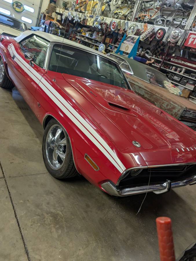 Challenger-convertible-1971-red-7