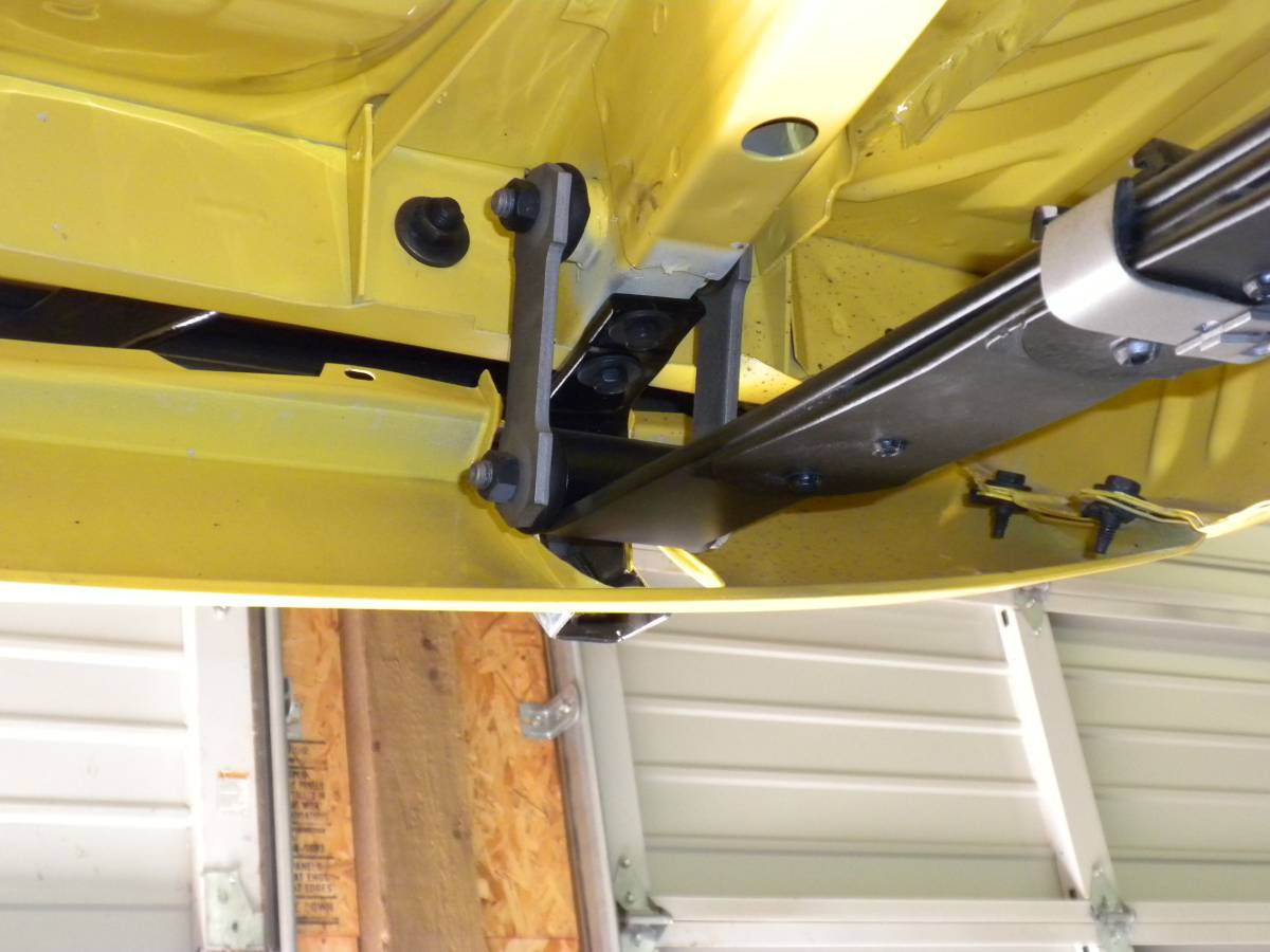 Challenger-ta-1970-yellow-21