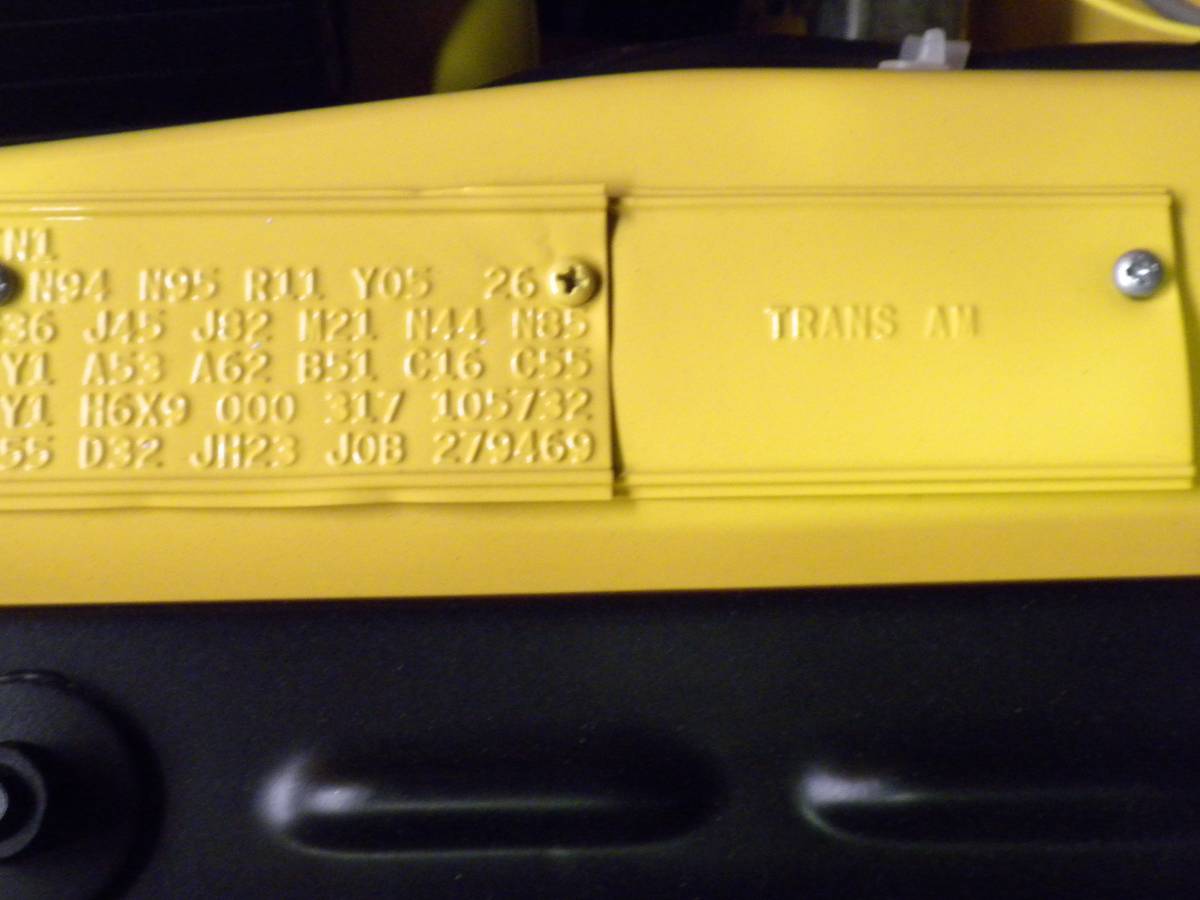 Challenger-ta-1970-yellow-6