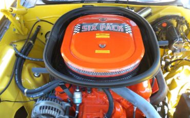 Challenger-ta-1970-yellow-7