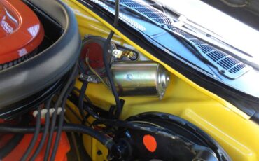 Challenger-ta-1970-yellow-8