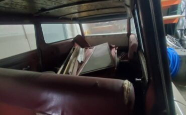 Checker-marathon-wagon-1966-white-2