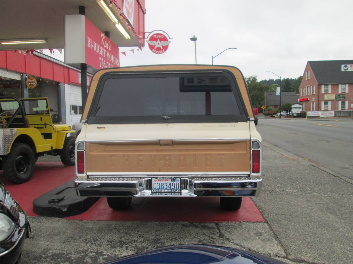 Chehvrolet-c20-1972-brown-2