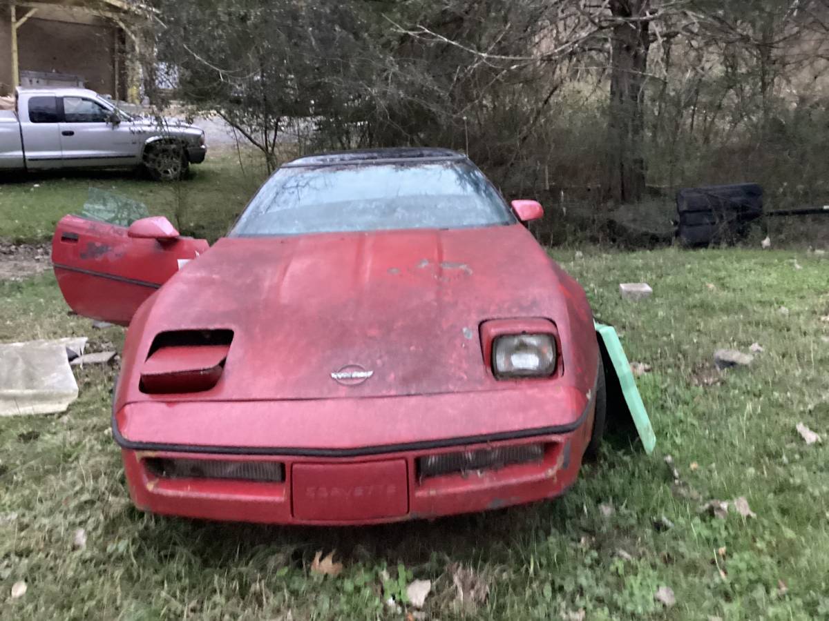 Chev-corvette-1984-red