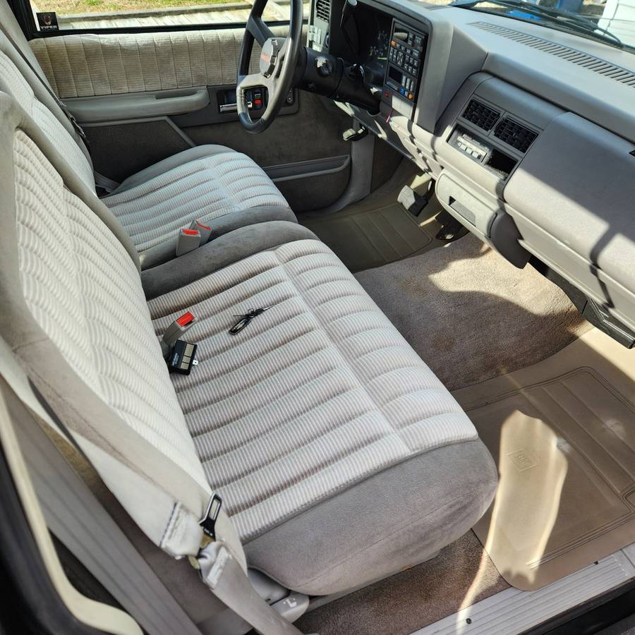Chev-silverado-1993-silver-1