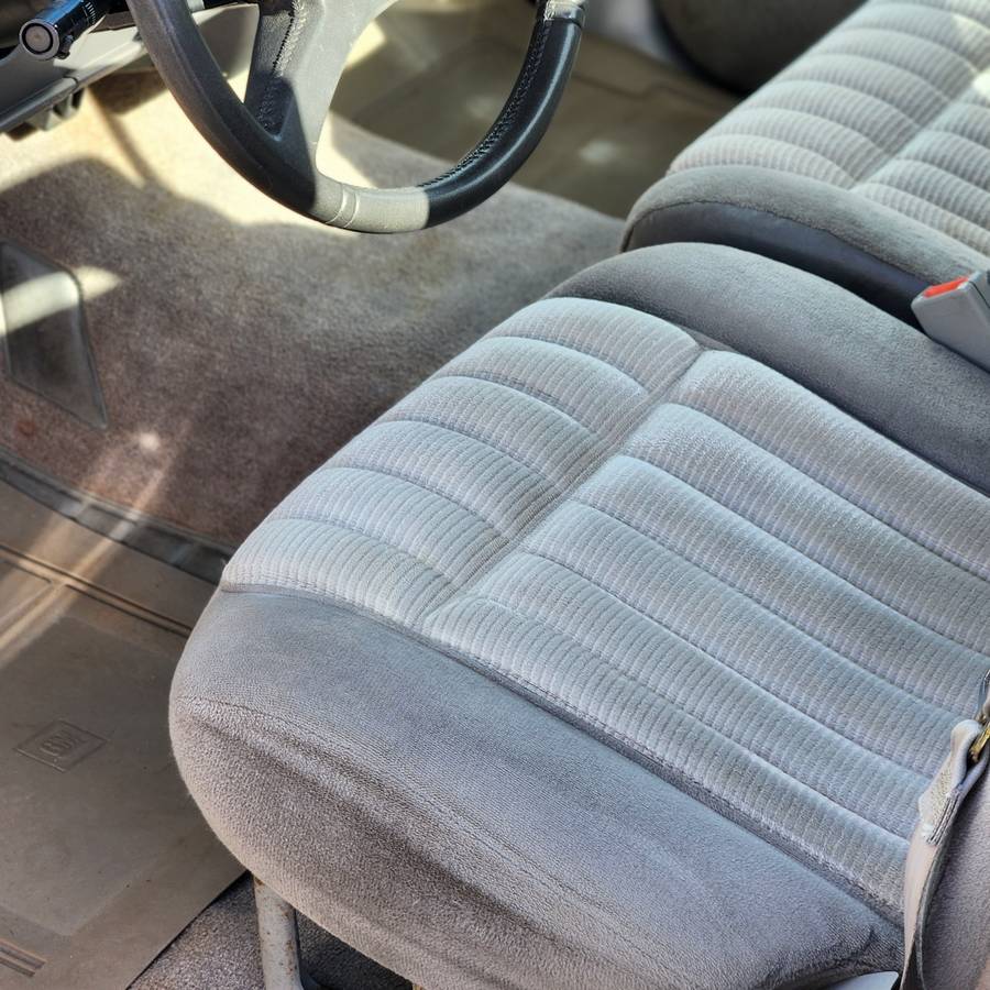 Chev-silverado-1993-silver-3