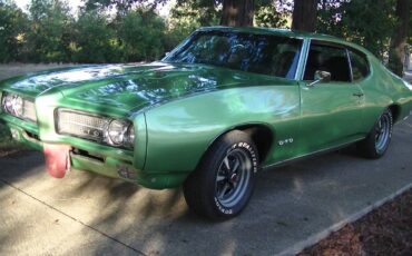 Chevelle-1967-black-14