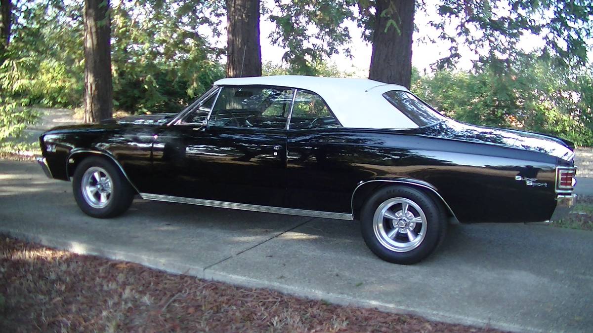 Chevelle-1967-black-2