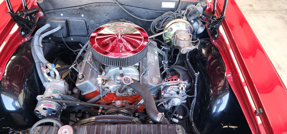Cheverlet-chevelle-malibu-1965-red-19